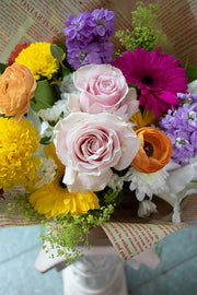 Floretta Bouquet in bright & cheery colours, standard size