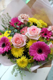 Floretta Bouquet in bright & cheery colours, standard size