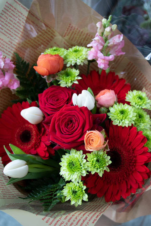 Floretta Bouquet in bright & cheery colours, standard size