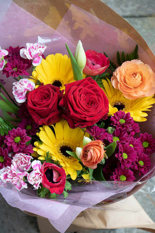 Floretta Bouquet in bright & cheery colours, standard size