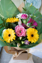 Floretta Bouquet in bright & cheery colours, standard size