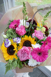 Floretta Bouquet in bright & cheery colours, standard size